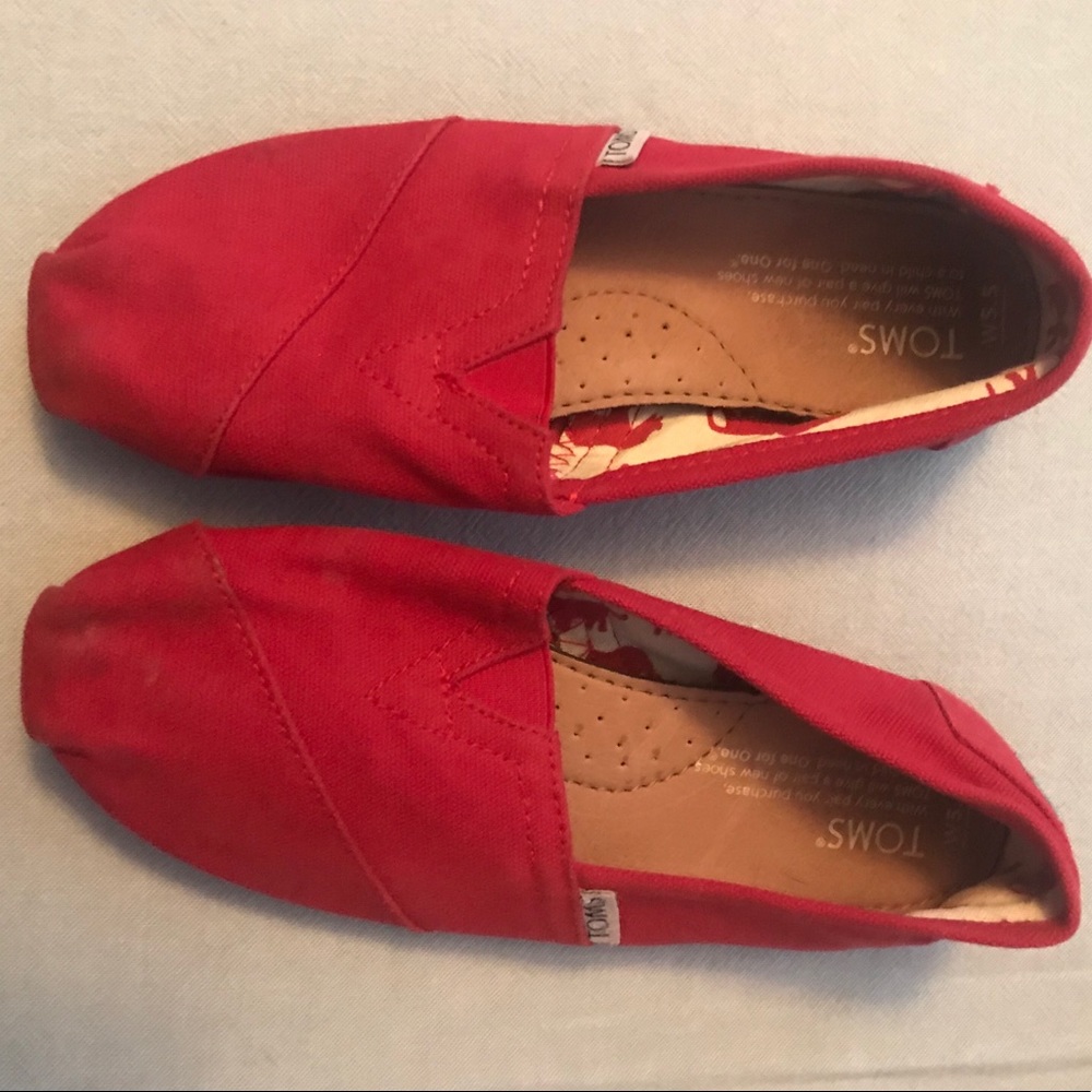 Red TOMS